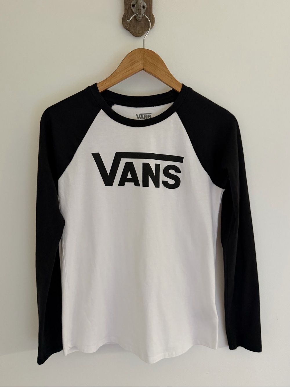 Vans Black White Logo Raglan Long Sleeve Tee Shirt Size Small Skate Casual
